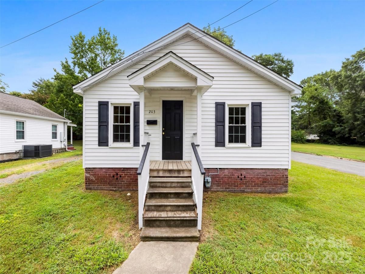 MLS #CAR4287851 image #0