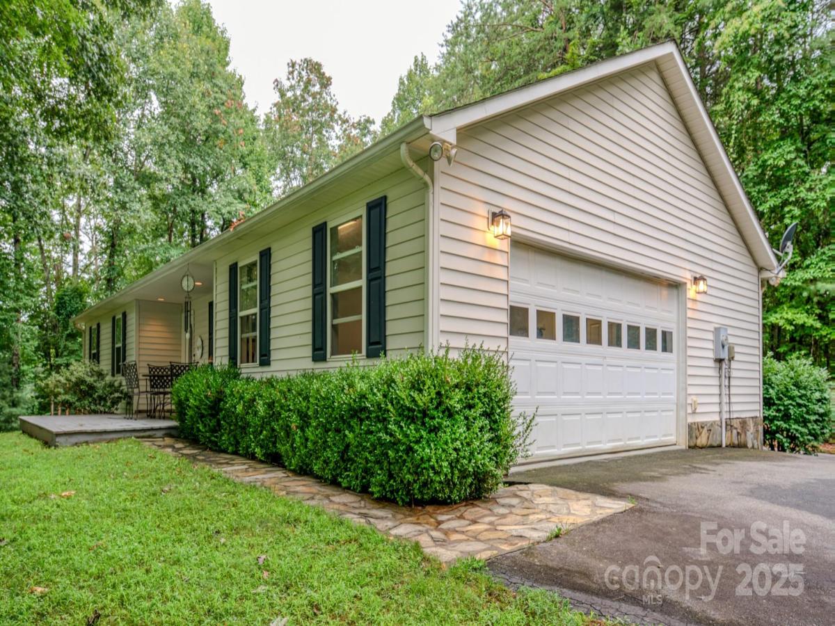 MLS #CAR4288086 image #0