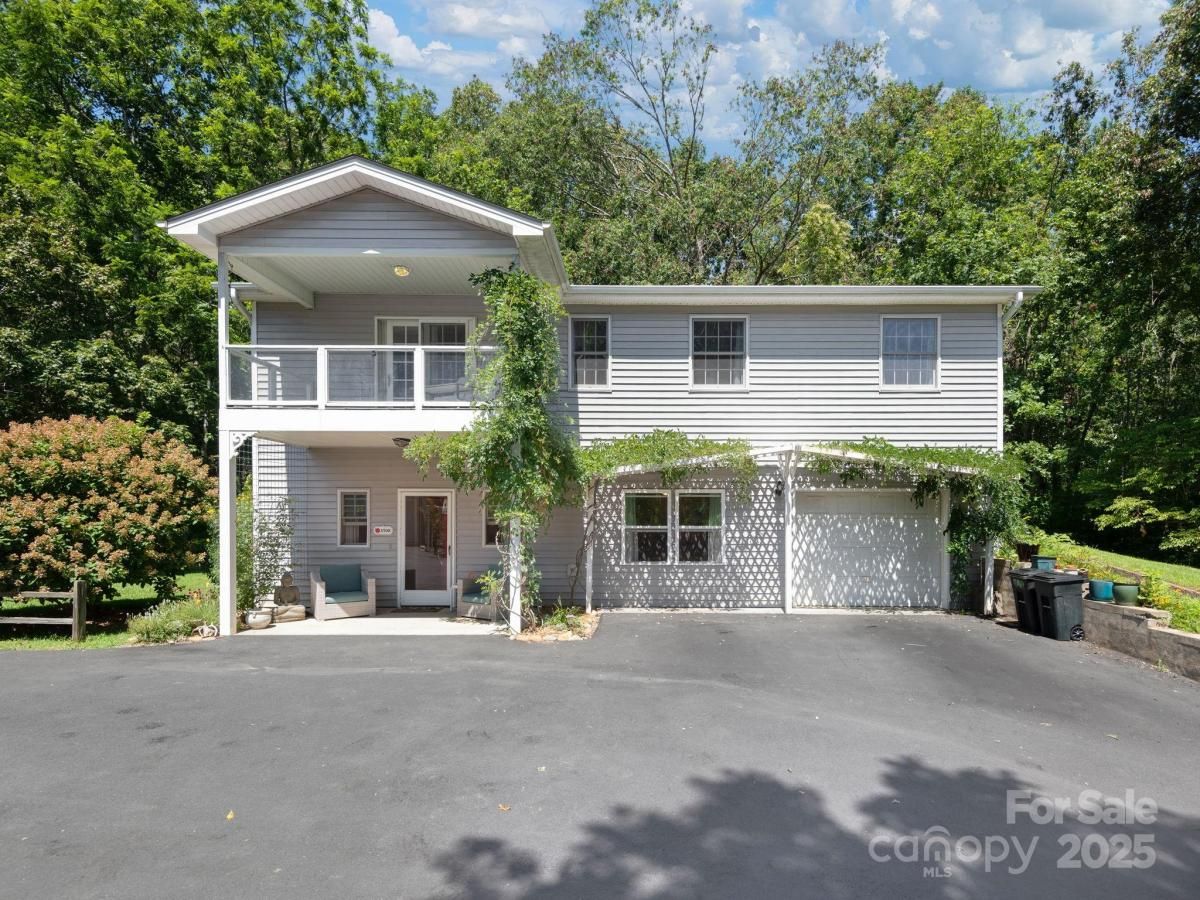 MLS #CAR4288330 image #0