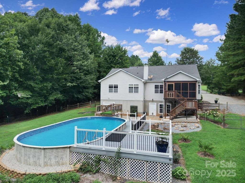 MLS #CAR4289096 image #0