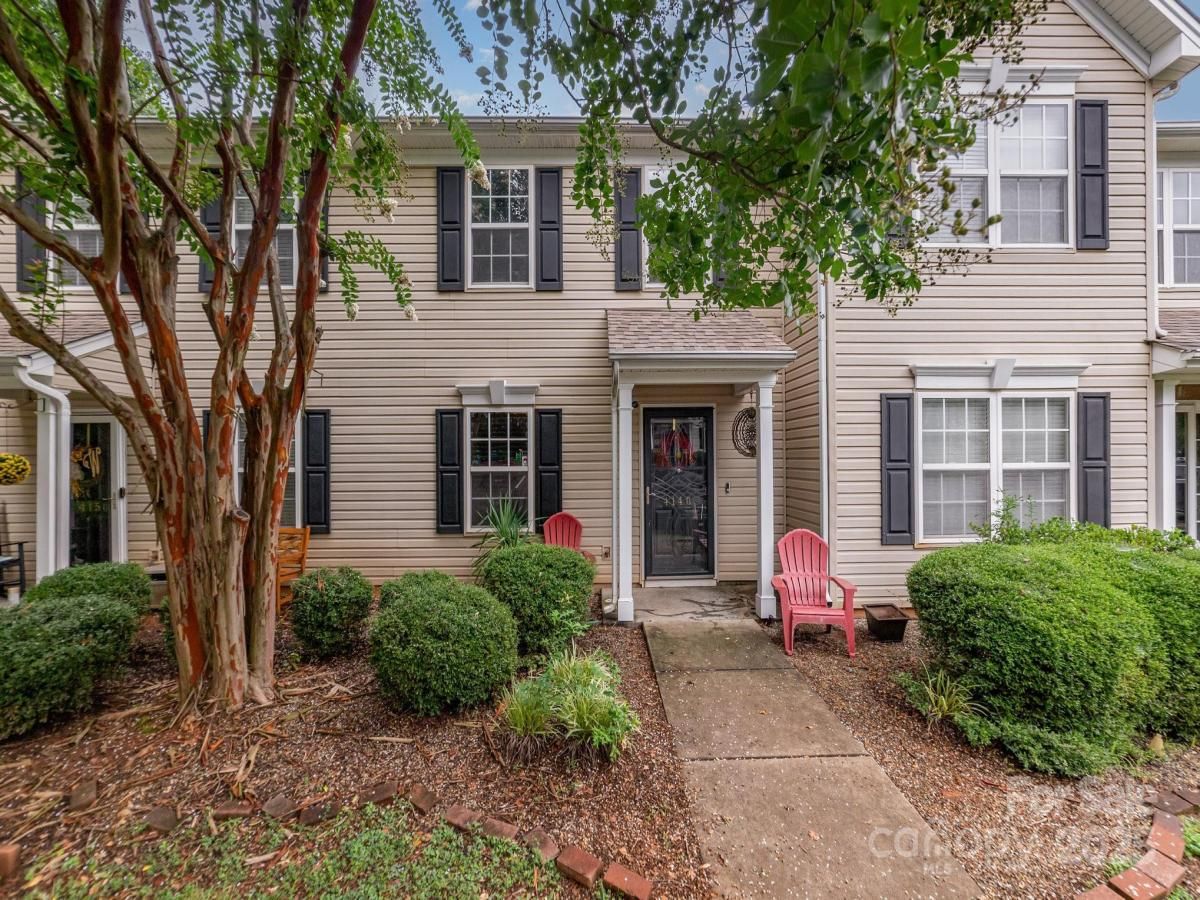 MLS #CAR4290193 image #0