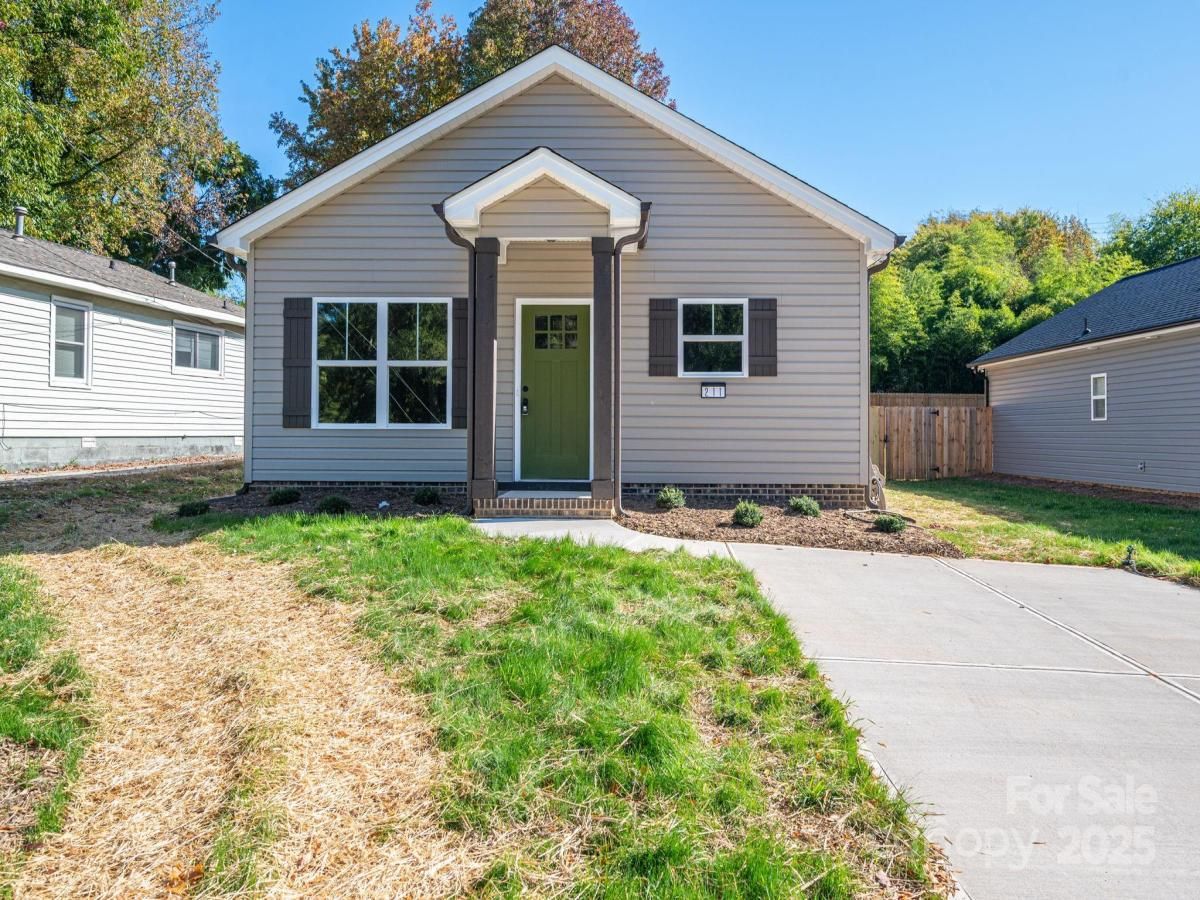 MLS #CAR4290554 image #0