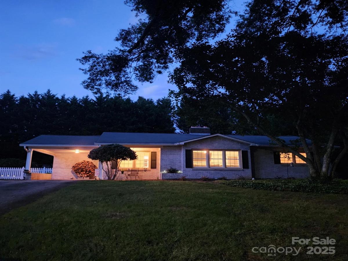 MLS #CAR4292016 image #0