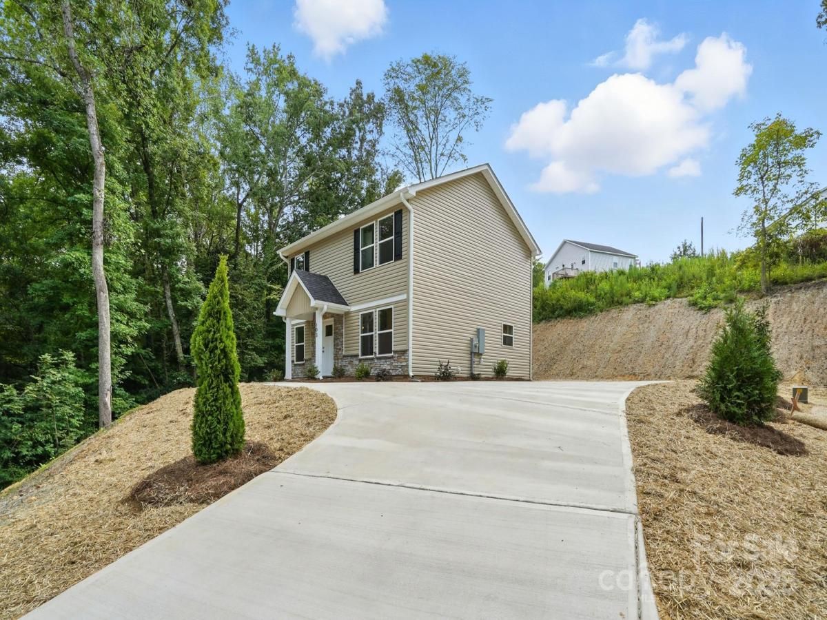 MLS #CAR4292090 image #0