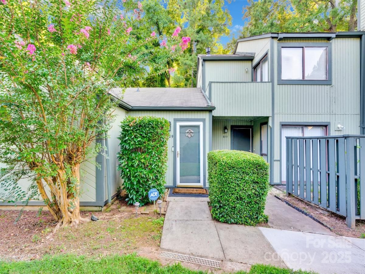 MLS #CAR4292196 image #0