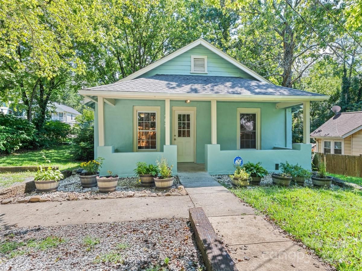 MLS #CAR4292307 image #0