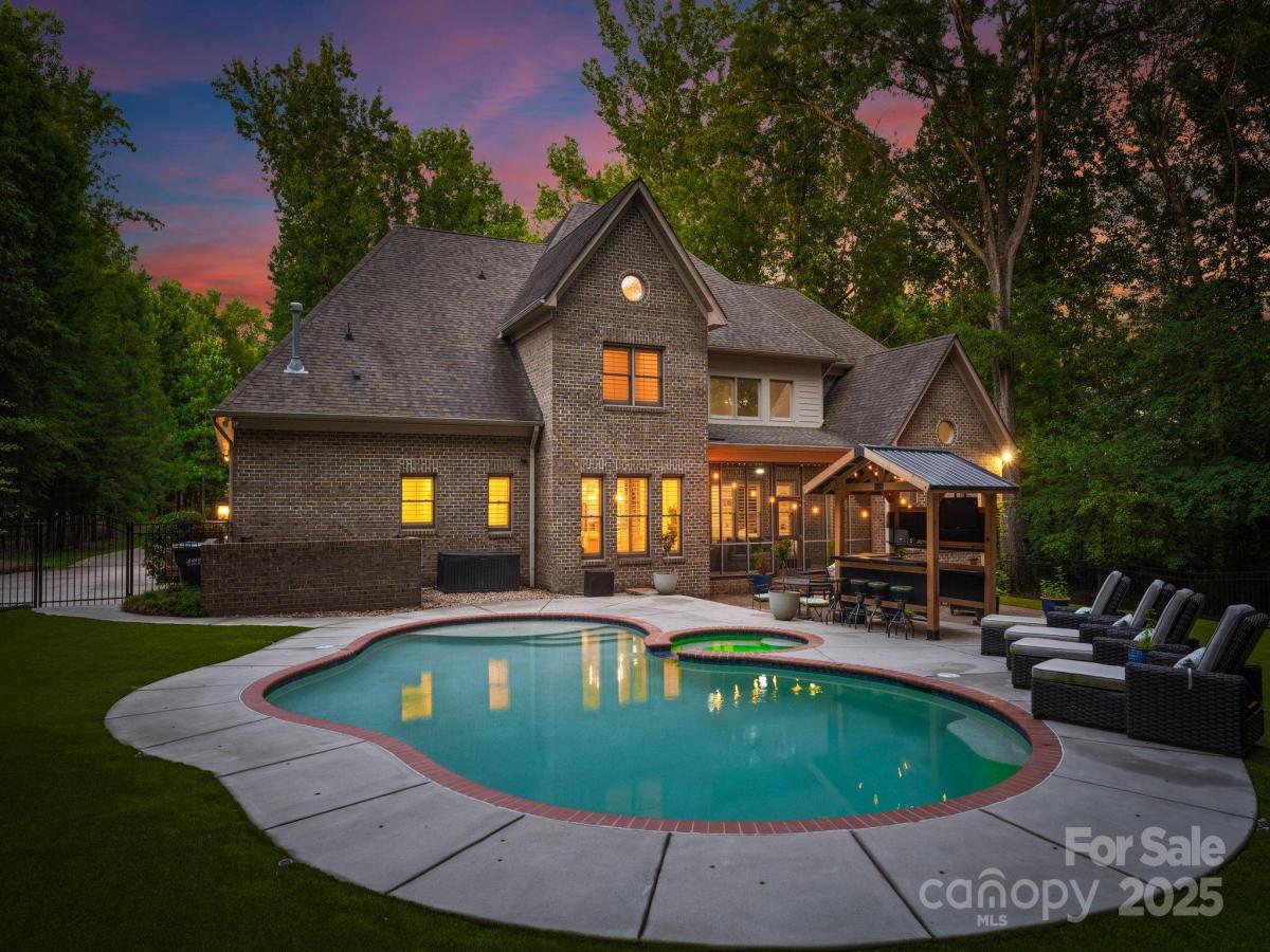 MLS #CAR4292845 image #0