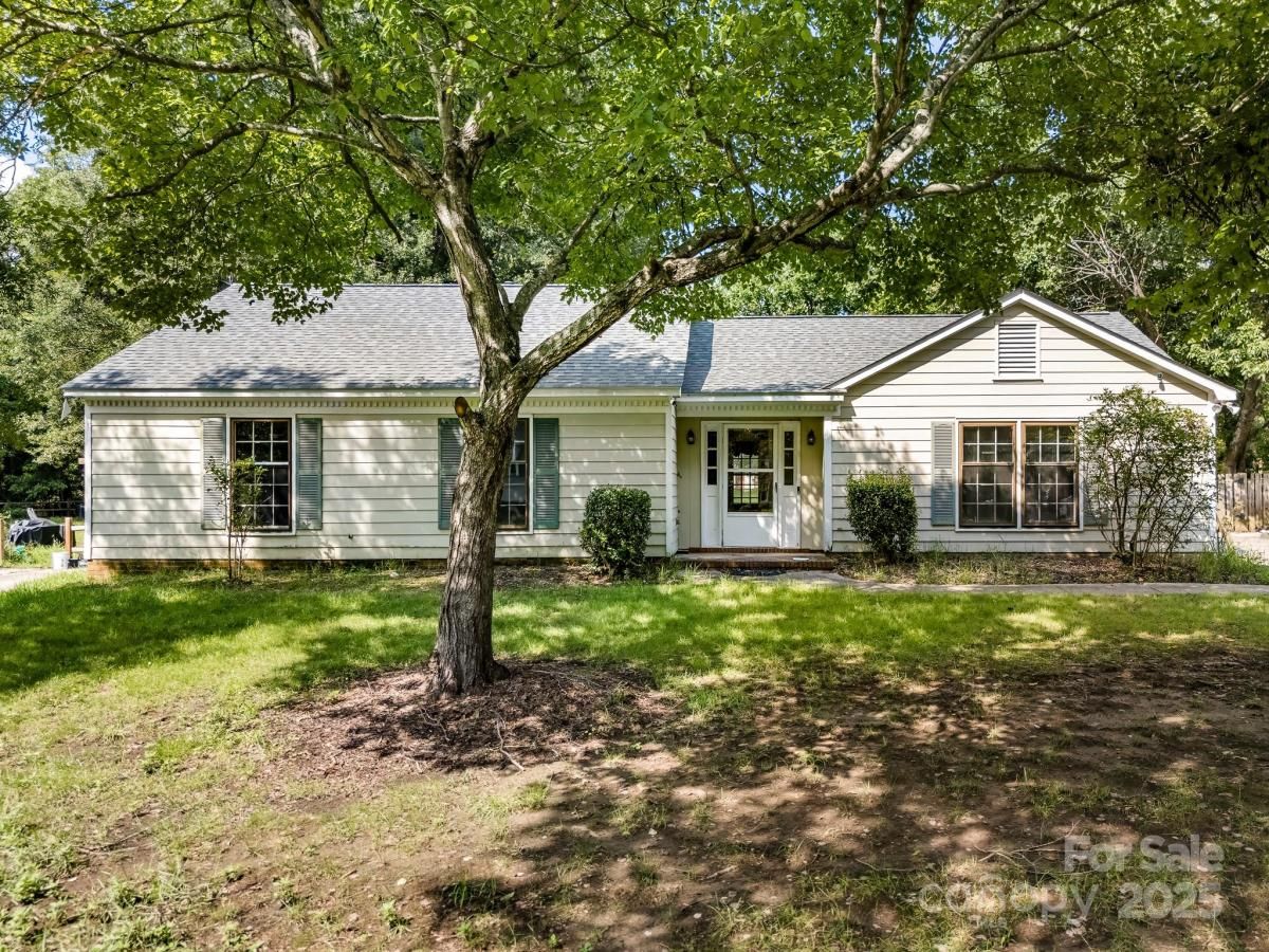 MLS #CAR4293005 image #0