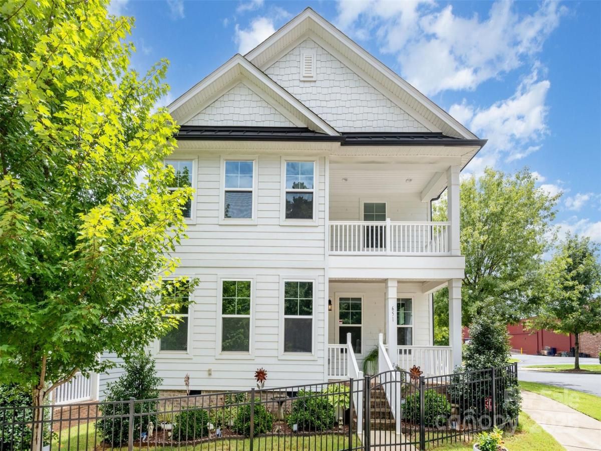 MLS #CAR4293095 image #0