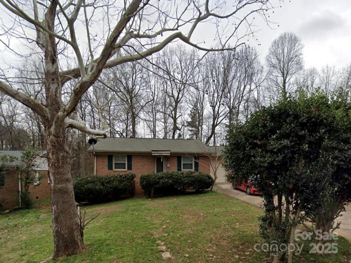 MLS #CAR4293413 image #0