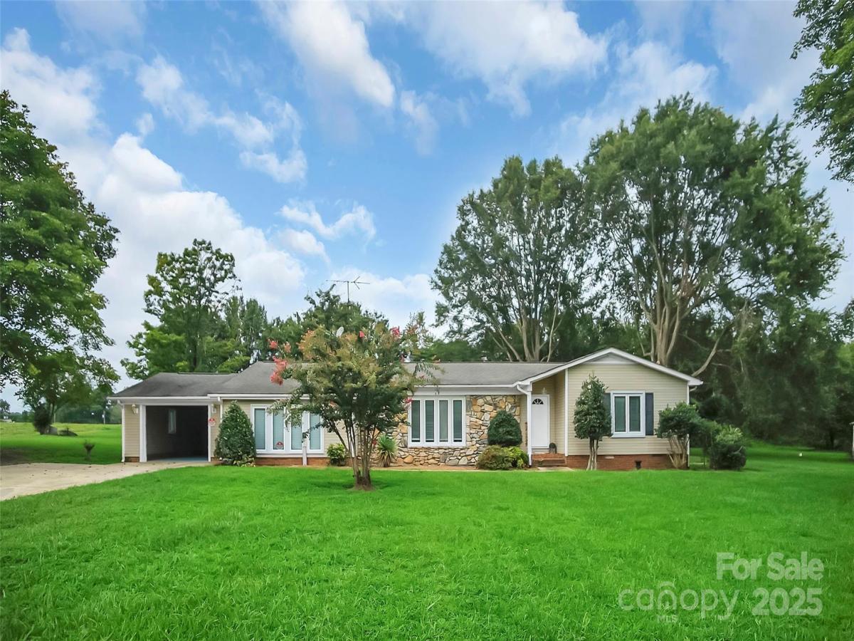 MLS #CAR4294077 image #0