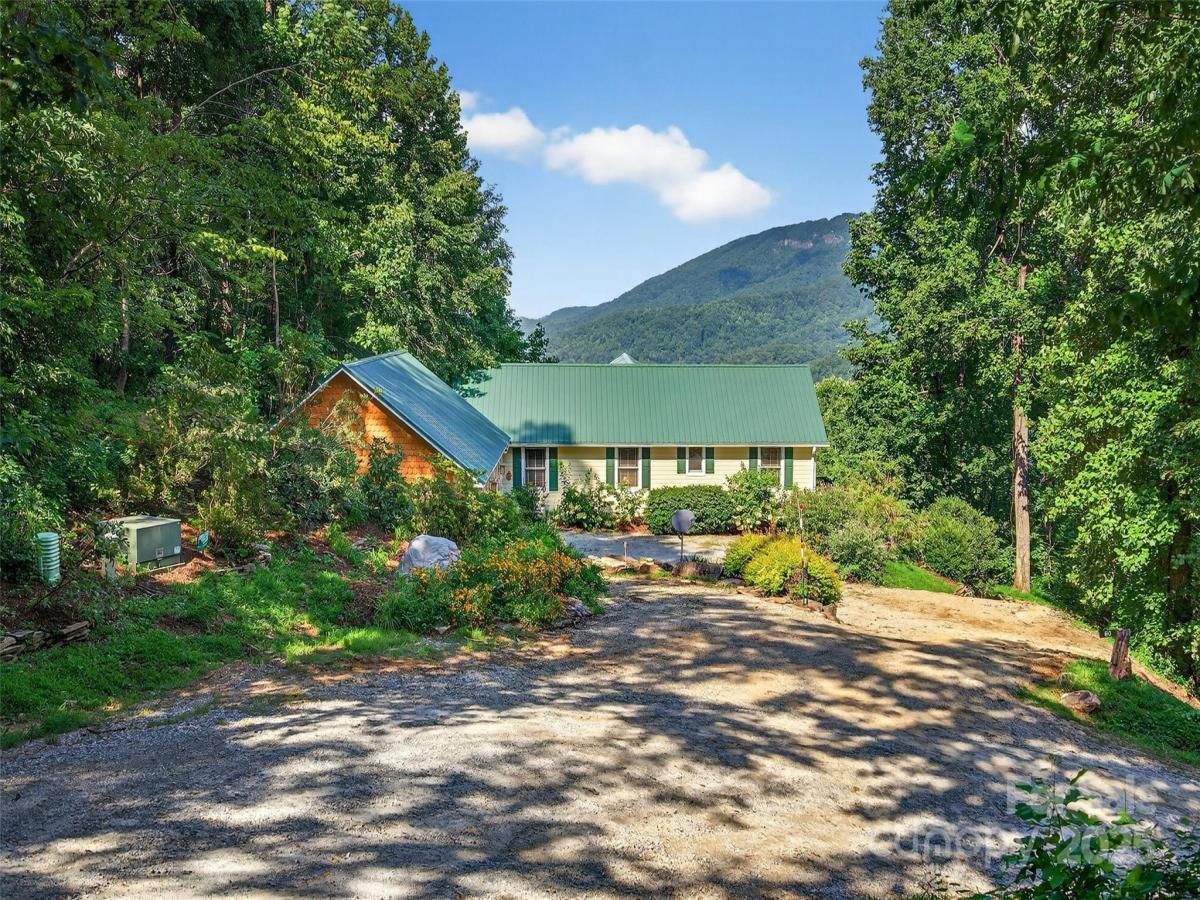 MLS #CAR4294228 image #0