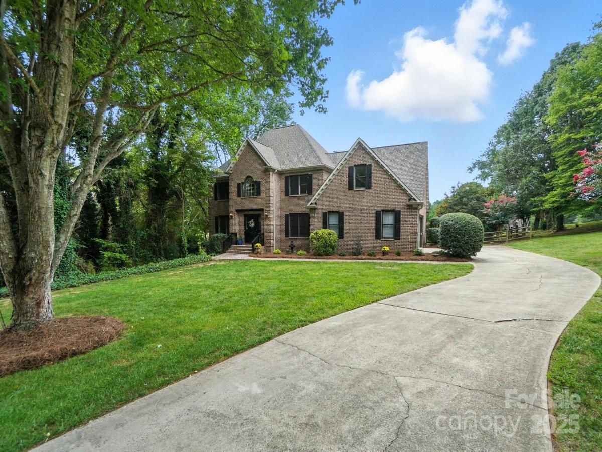 MLS #CAR4294353 image #0