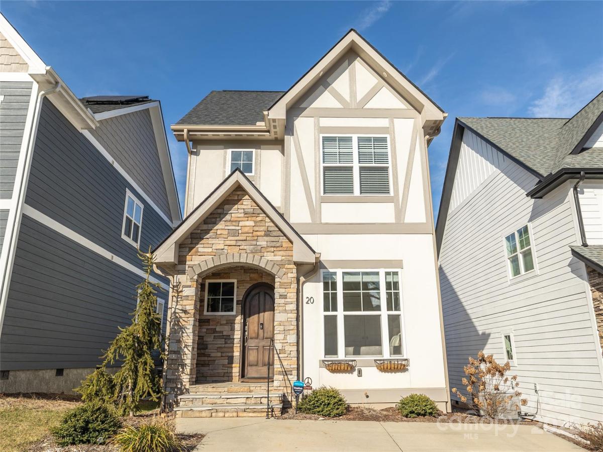 MLS #CAR4294426 image #0