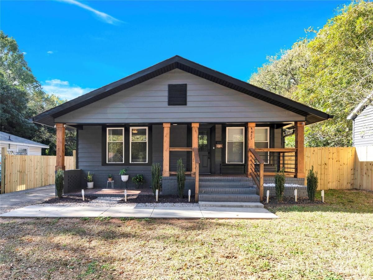 MLS #CAR4294508 image #0