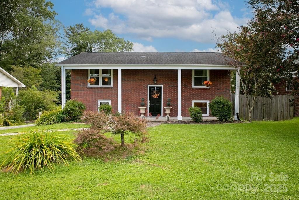 MLS #CAR4294725 image #0