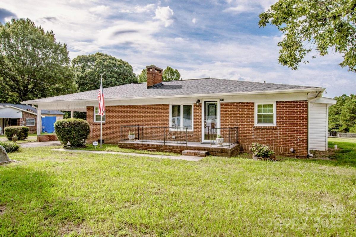 MLS #CAR4295452 image #0