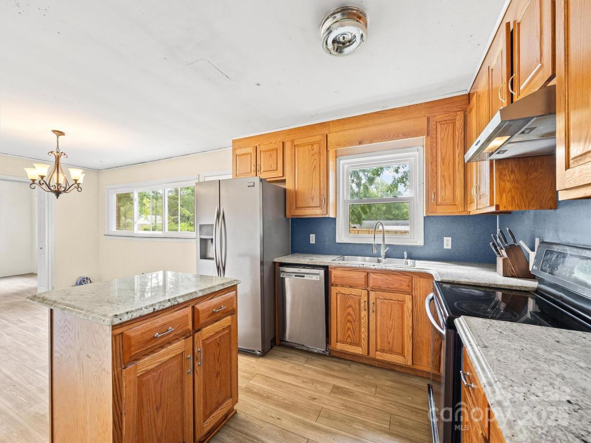 MLS #CAR4295571 image #0