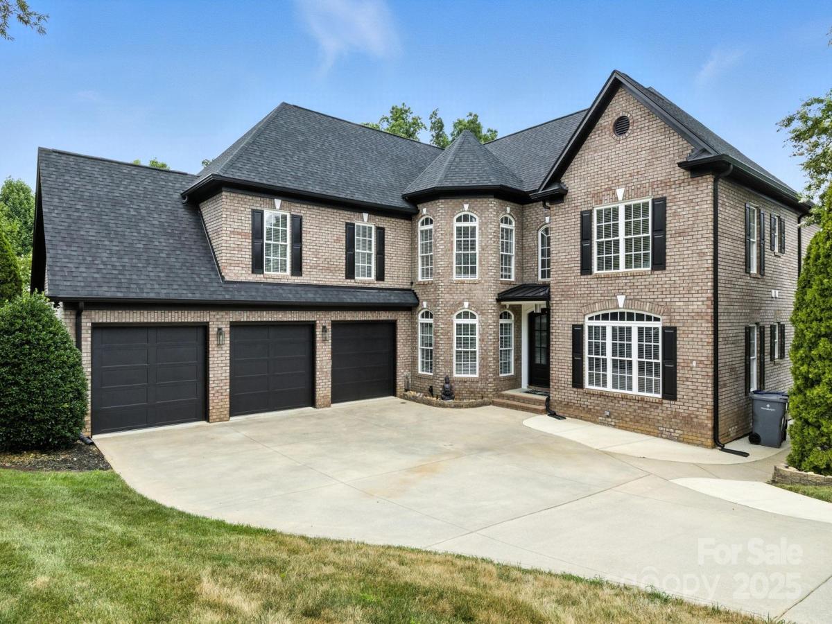 MLS #CAR4295756 image #0