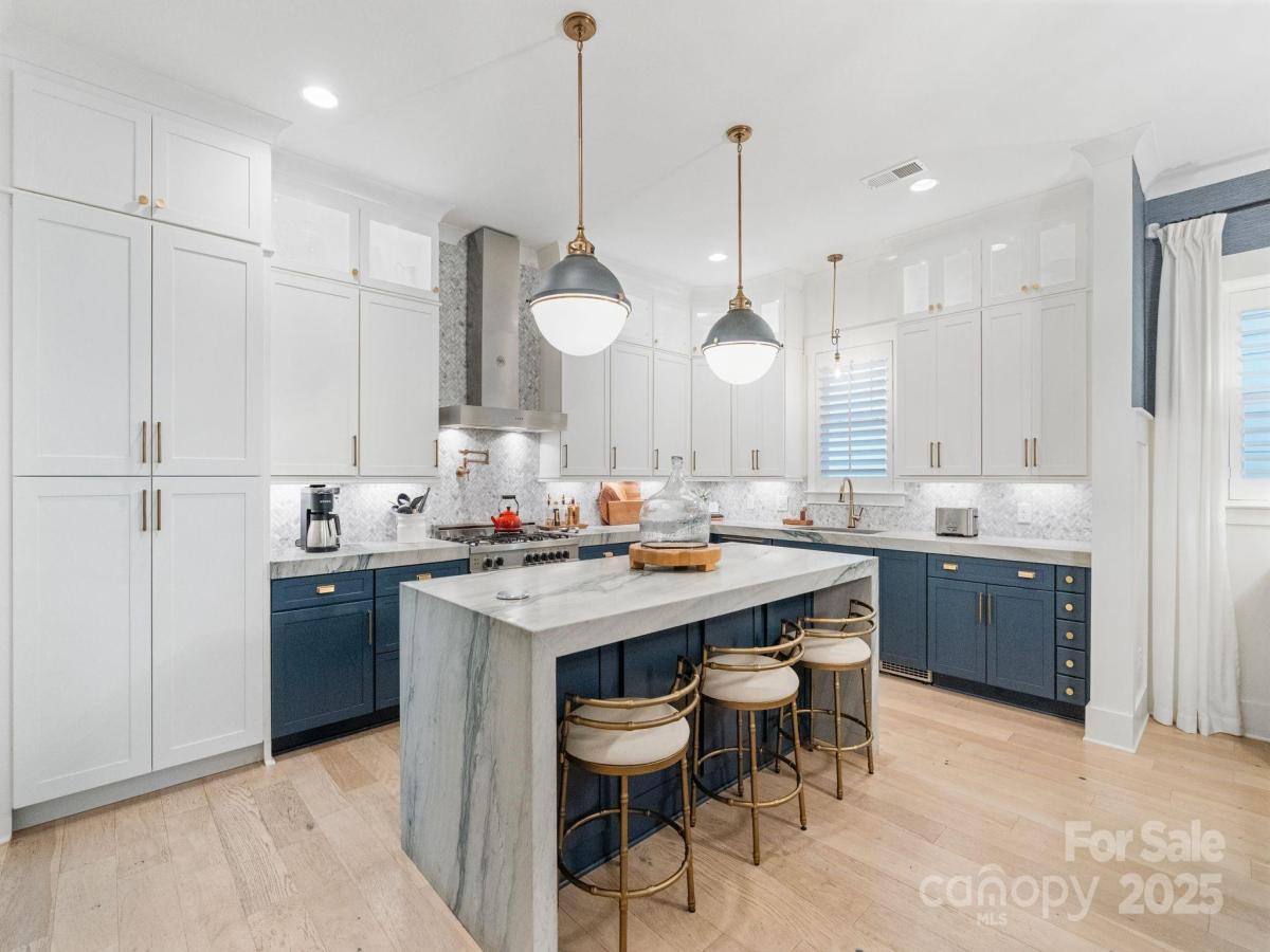 MLS #CAR4295850 image #0