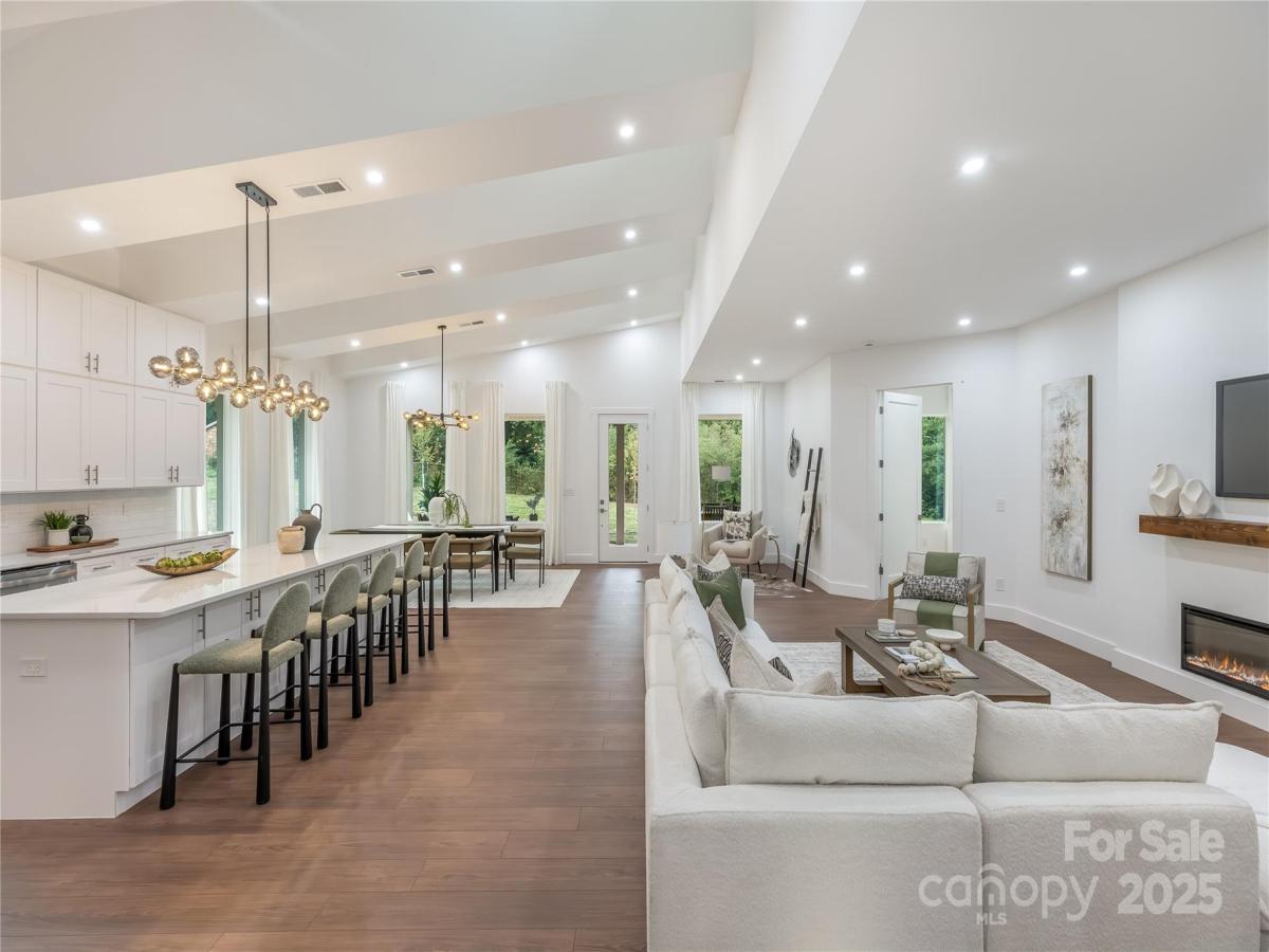 MLS #CAR4295882 image #0