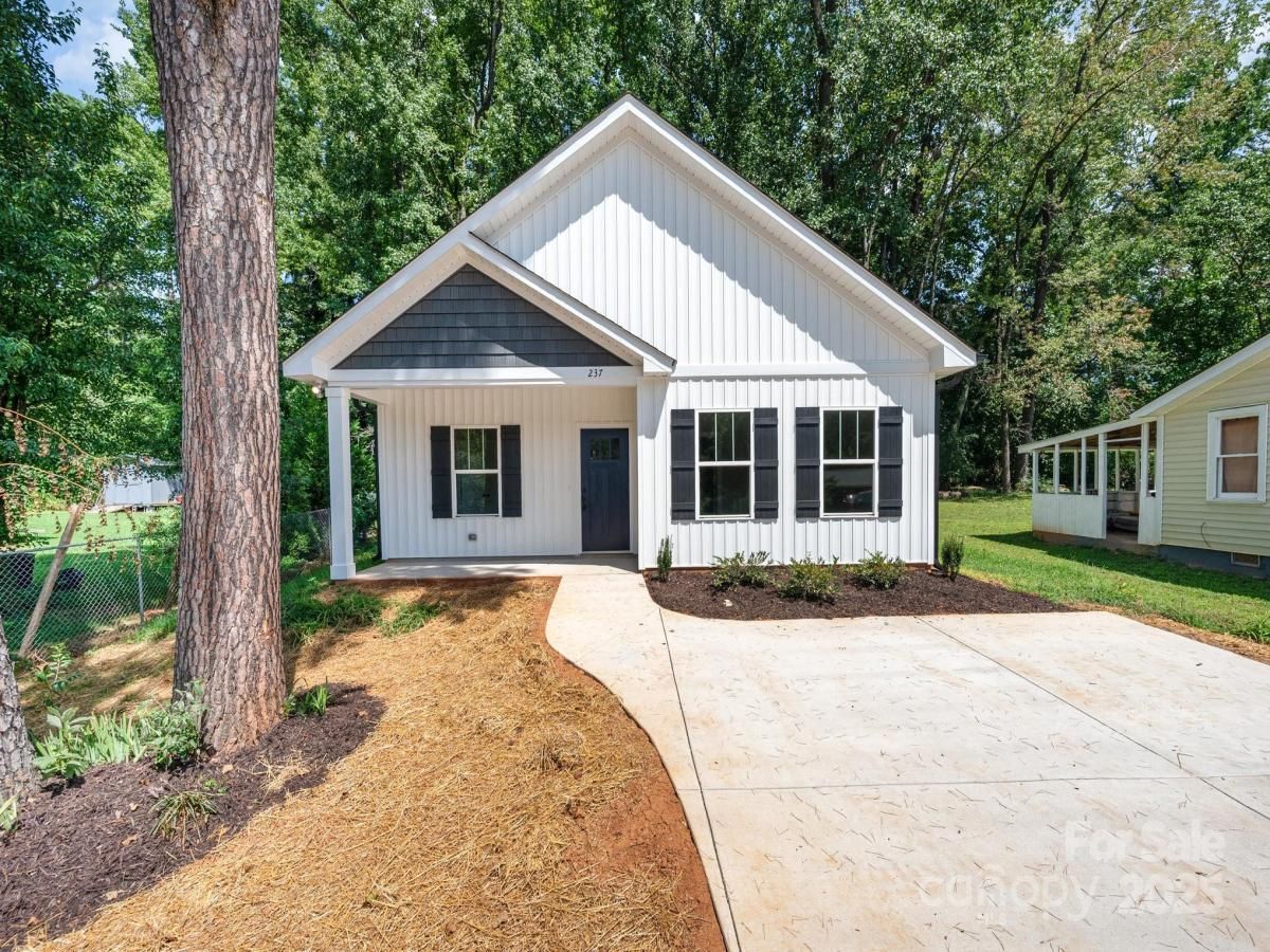 MLS #CAR4296155 image #0