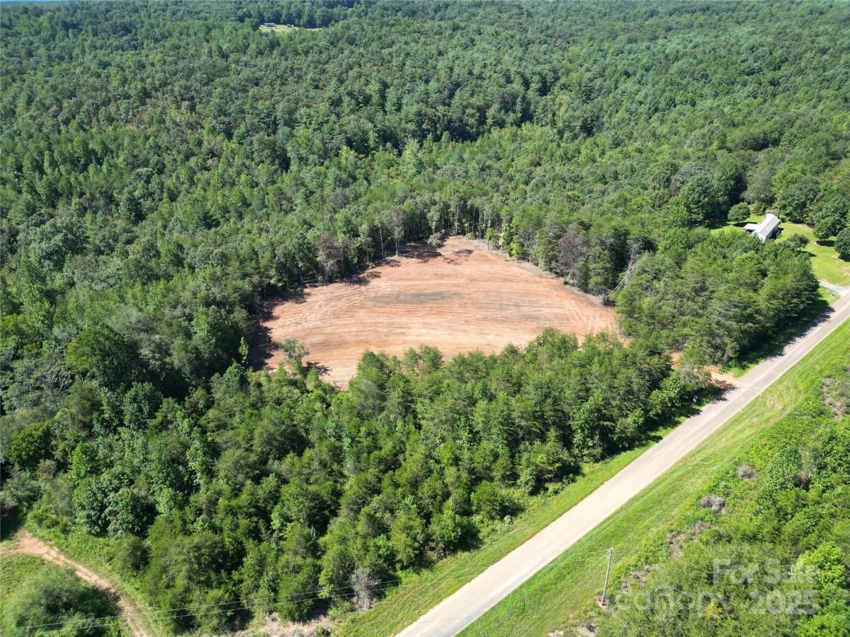 MLS #CAR4296426 image #0