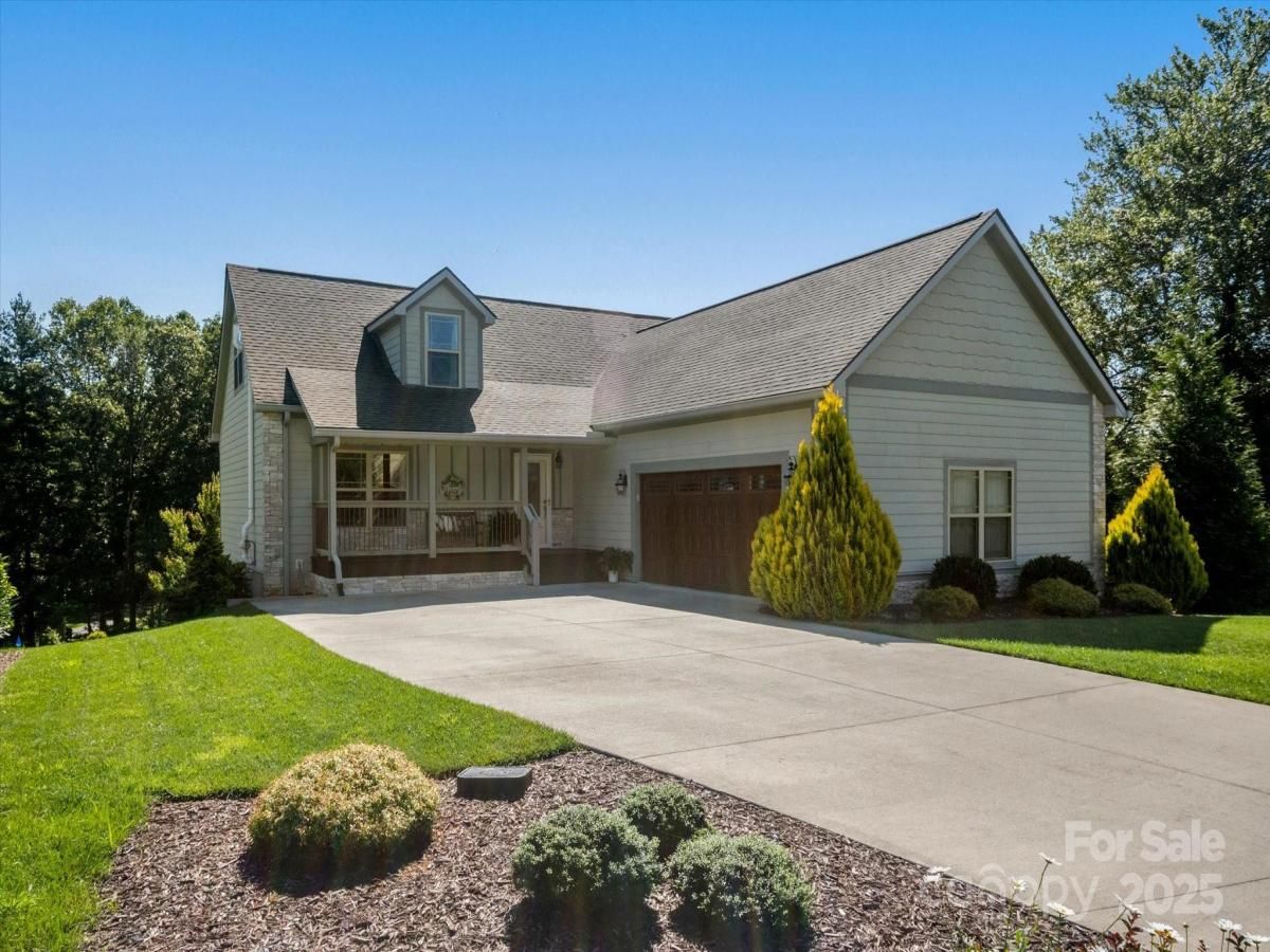 MLS #CAR4296475 image #0