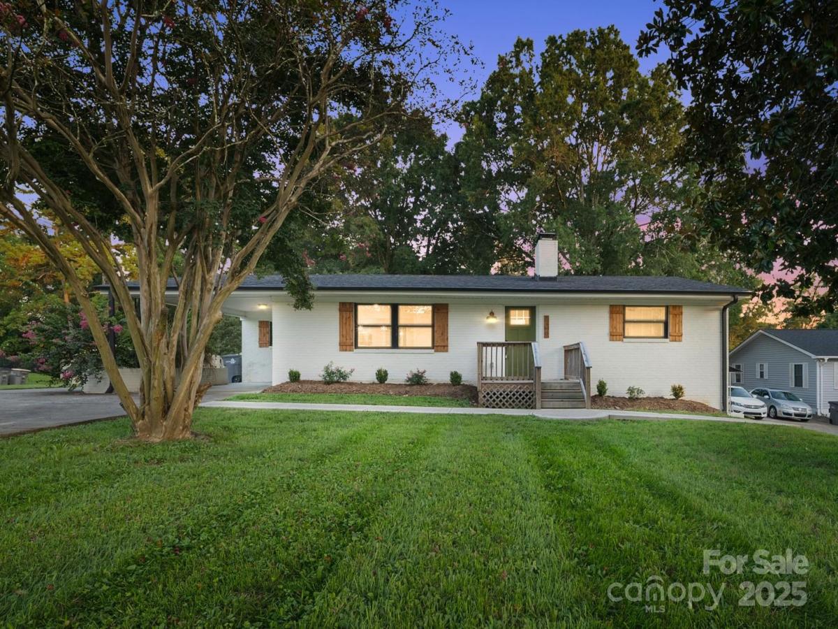 MLS #CAR4296992 image #0