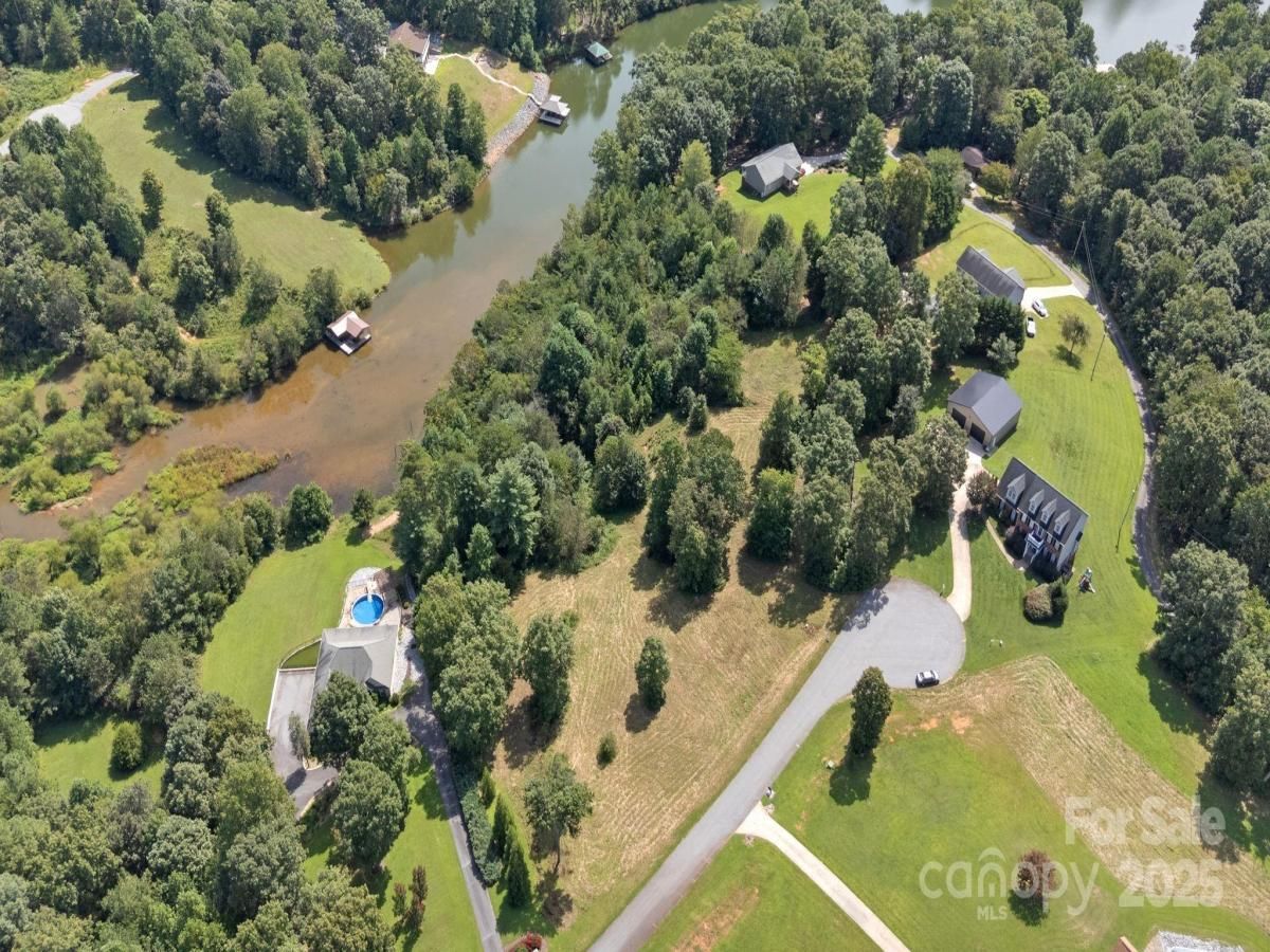 MLS #CAR4297063 image #0