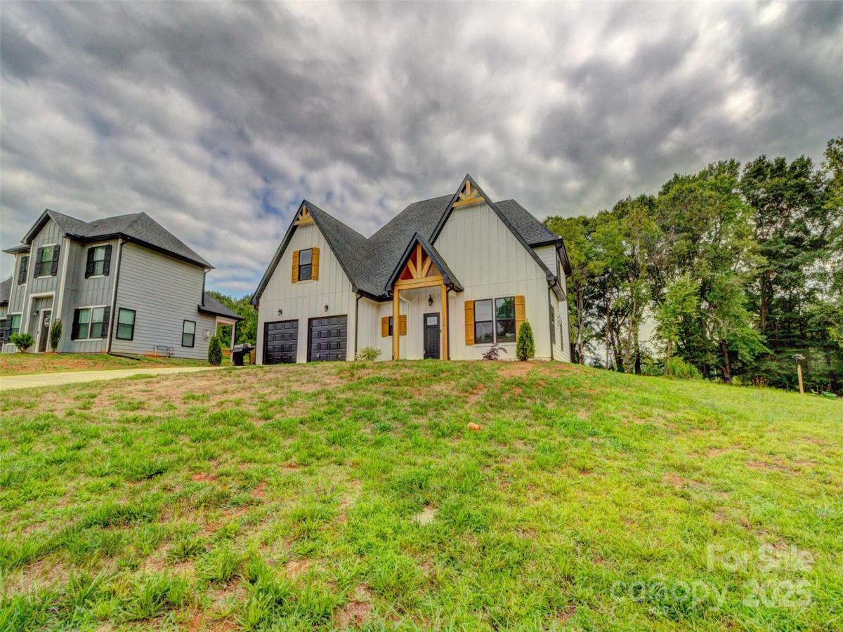 MLS #CAR4297166 image #0