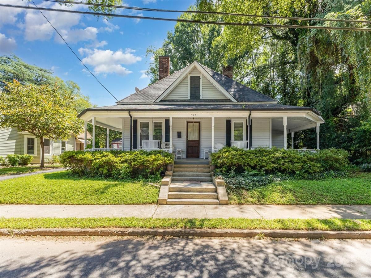 MLS #CAR4297168 image #0