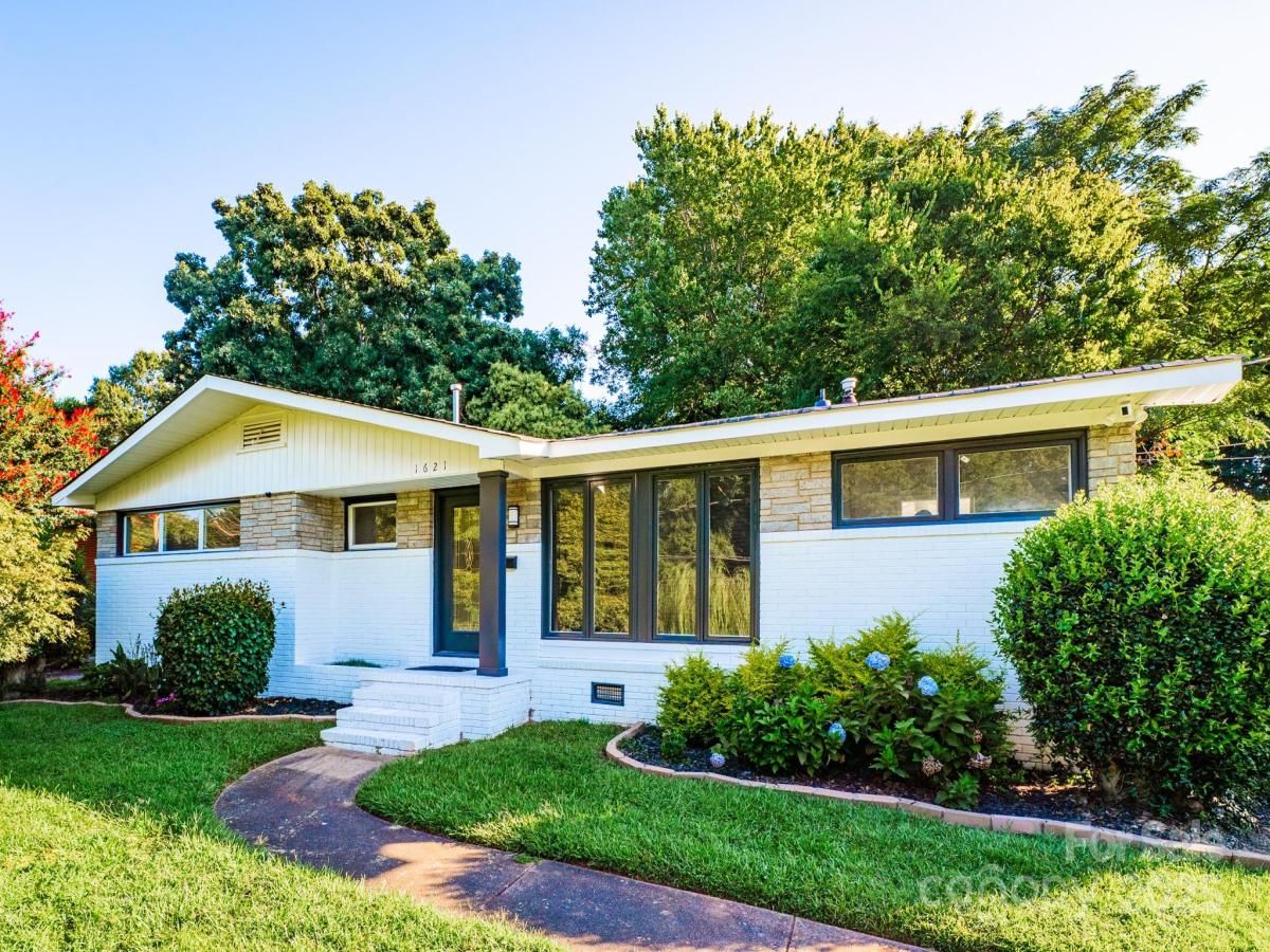 MLS #CAR4297352 image #0