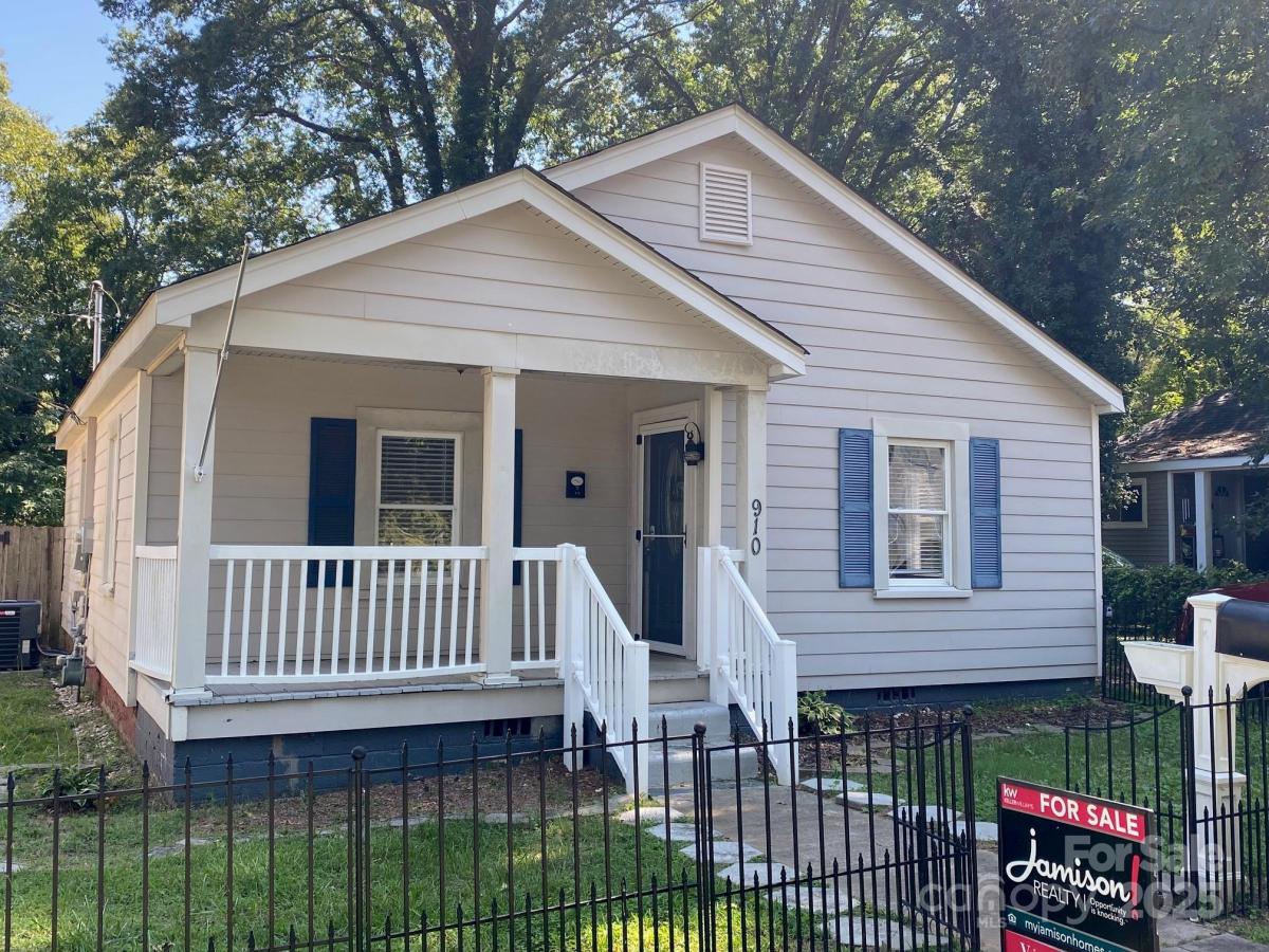 MLS #CAR4297745 image #0