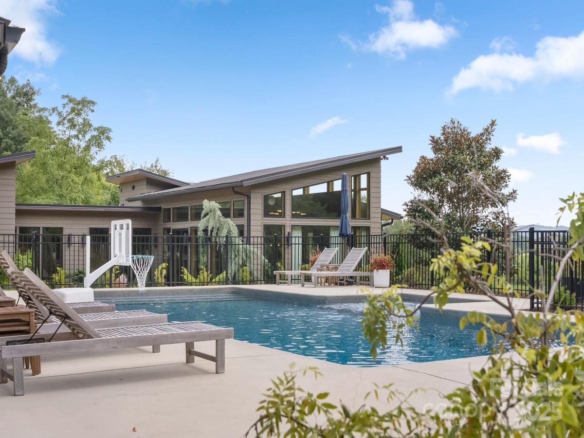 MLS #CAR4298177 image #0