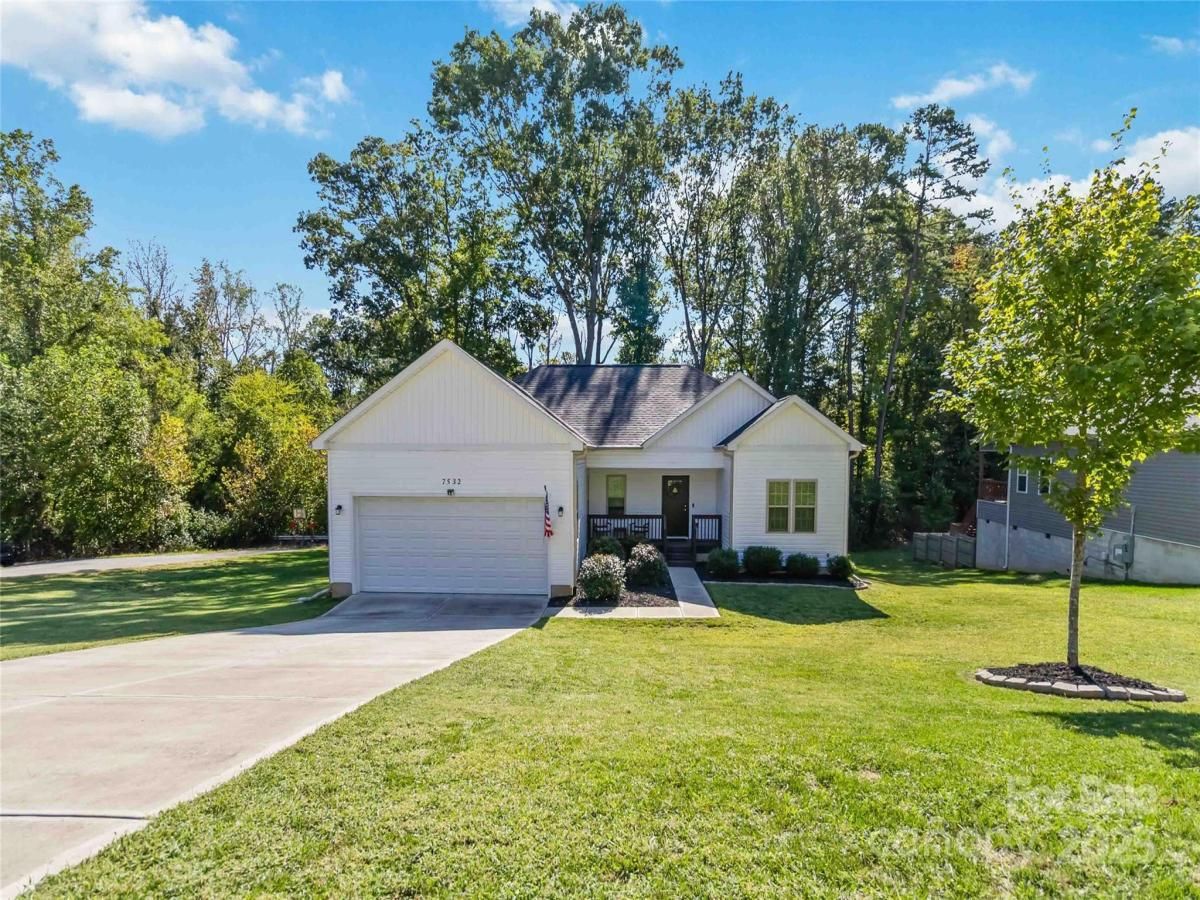 MLS #CAR4298495 image #0