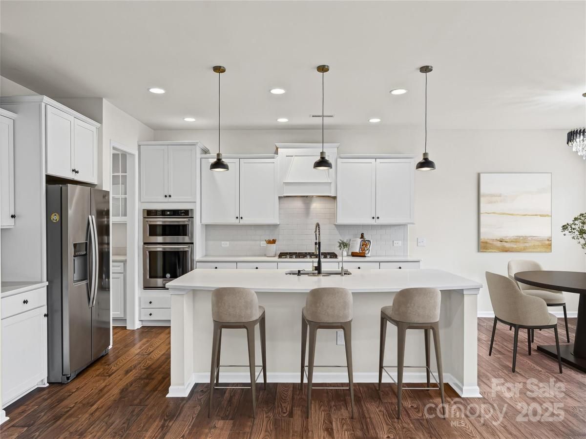 MLS #CAR4298882 image #0