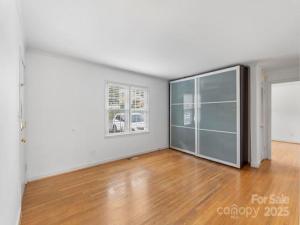 MLS #CAR4298989 image #0