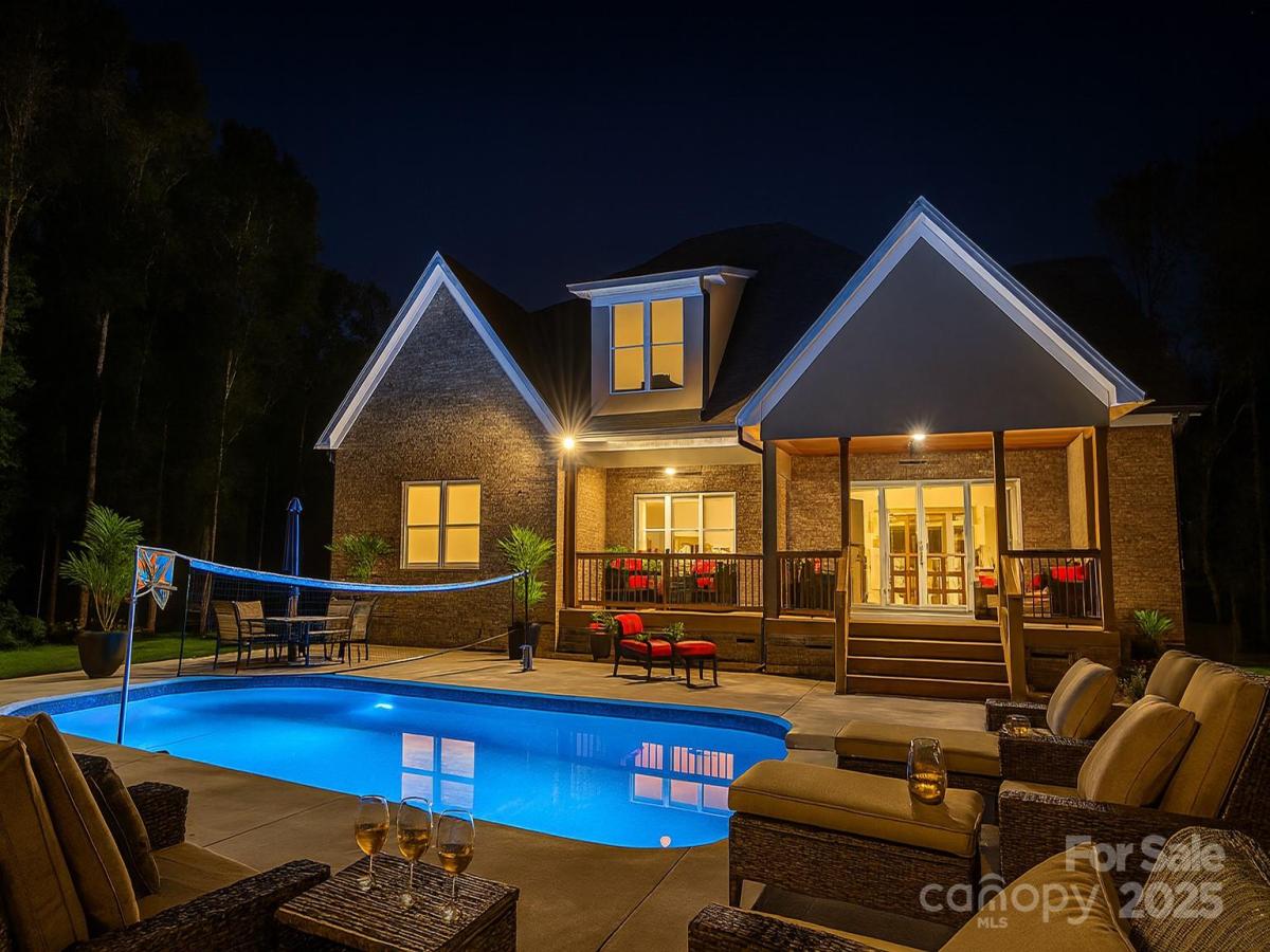 MLS #CAR4299065 image #0