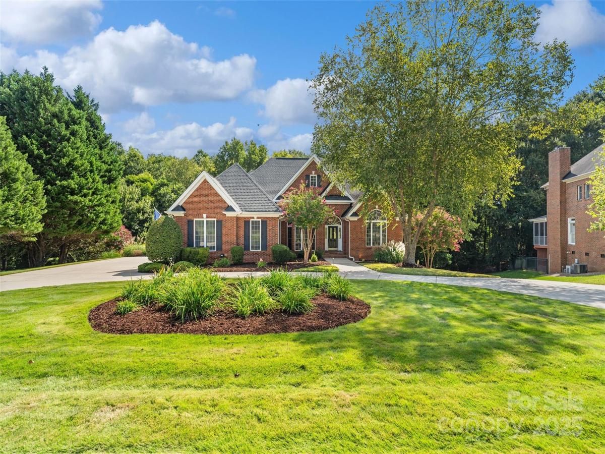 MLS #CAR4299103 image #0