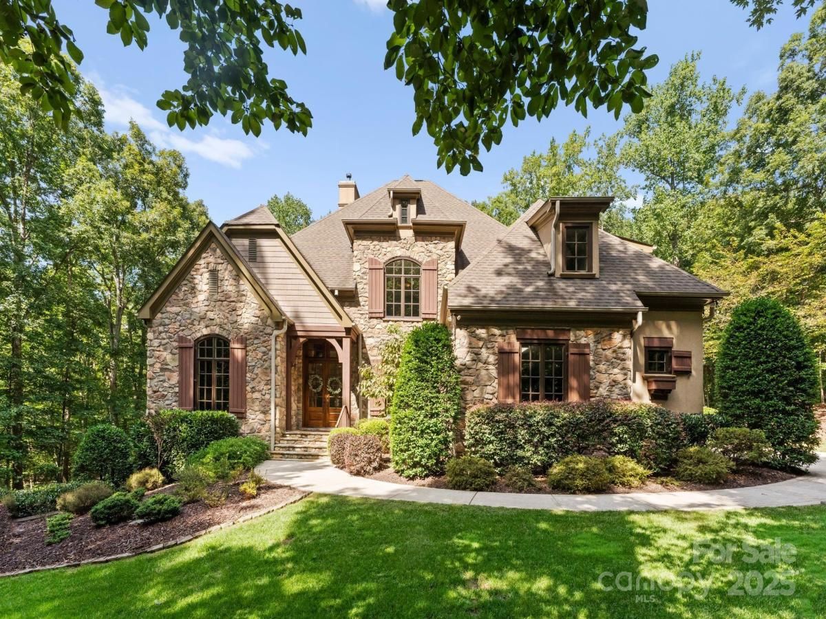 MLS #CAR4299133 image #0