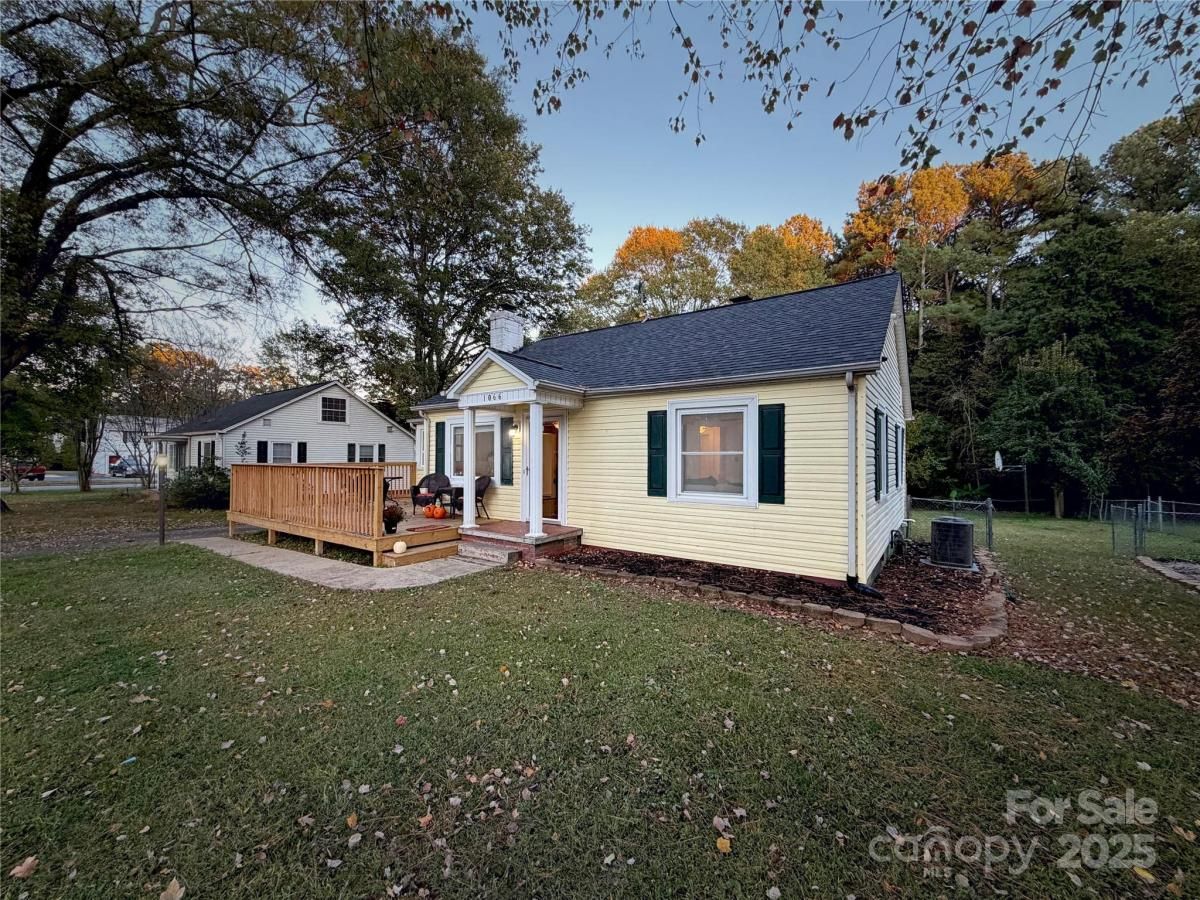 MLS #CAR4299251 image #0