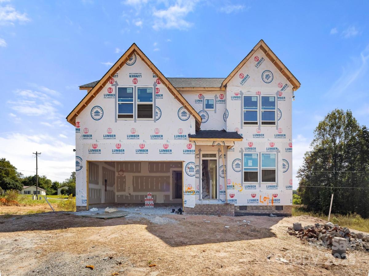 MLS #CAR4299254 image #0