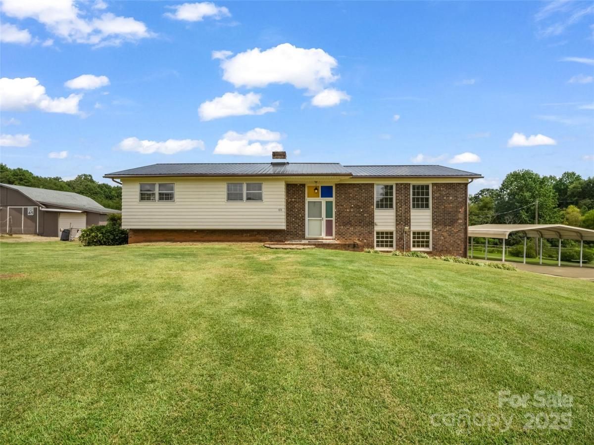 MLS #CAR4299296 image #0