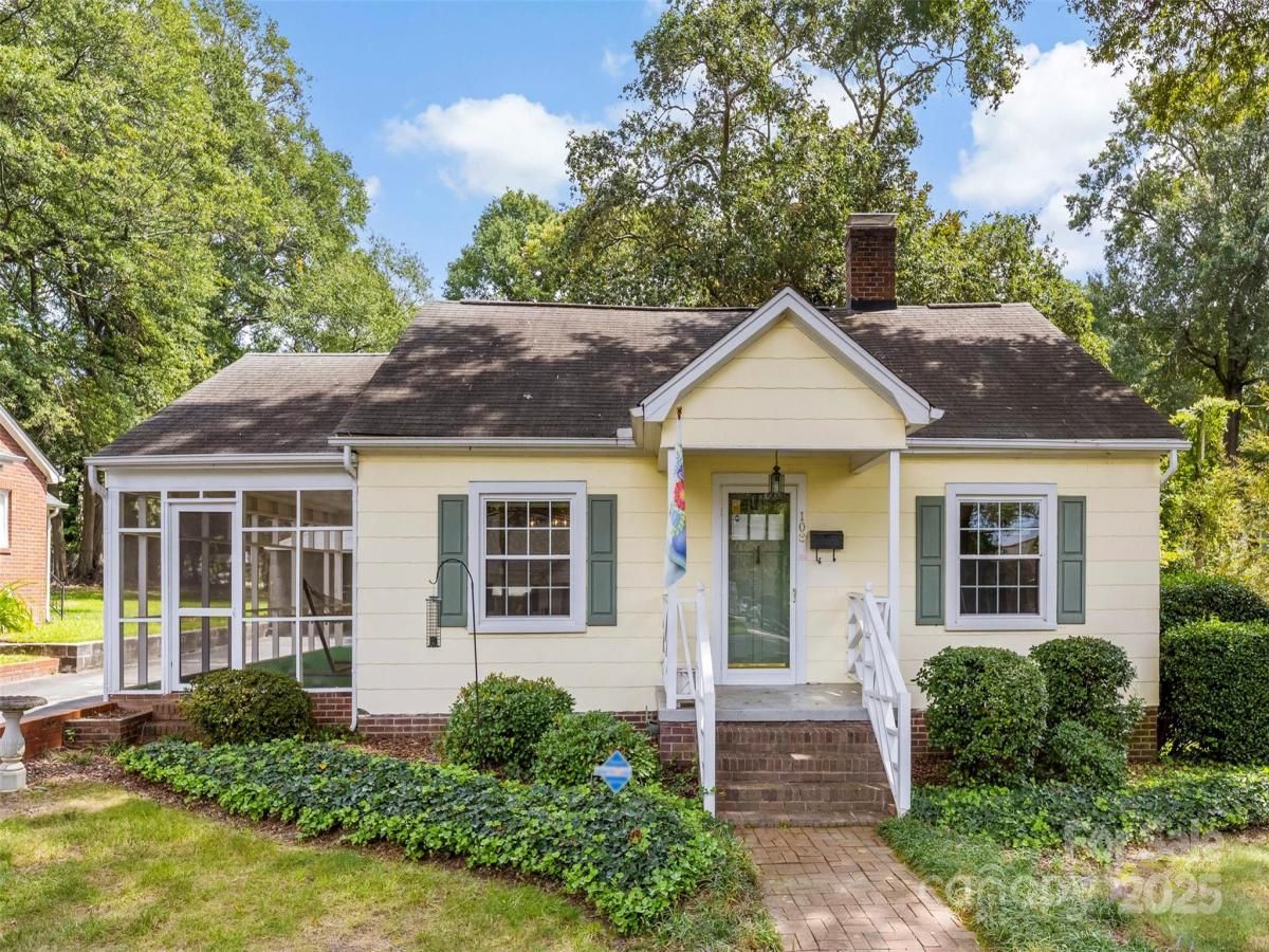 MLS #CAR4299436 image #0