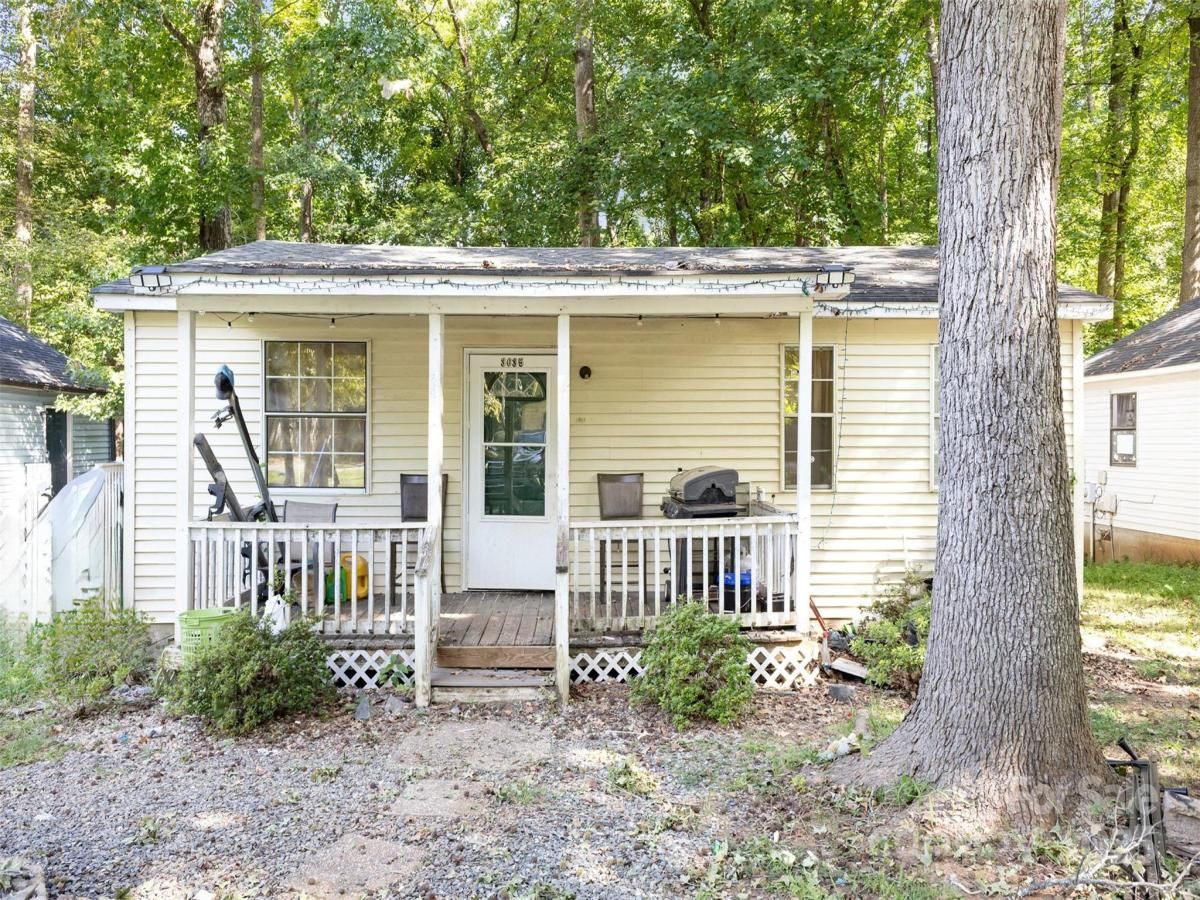 MLS #CAR4299695 image #0