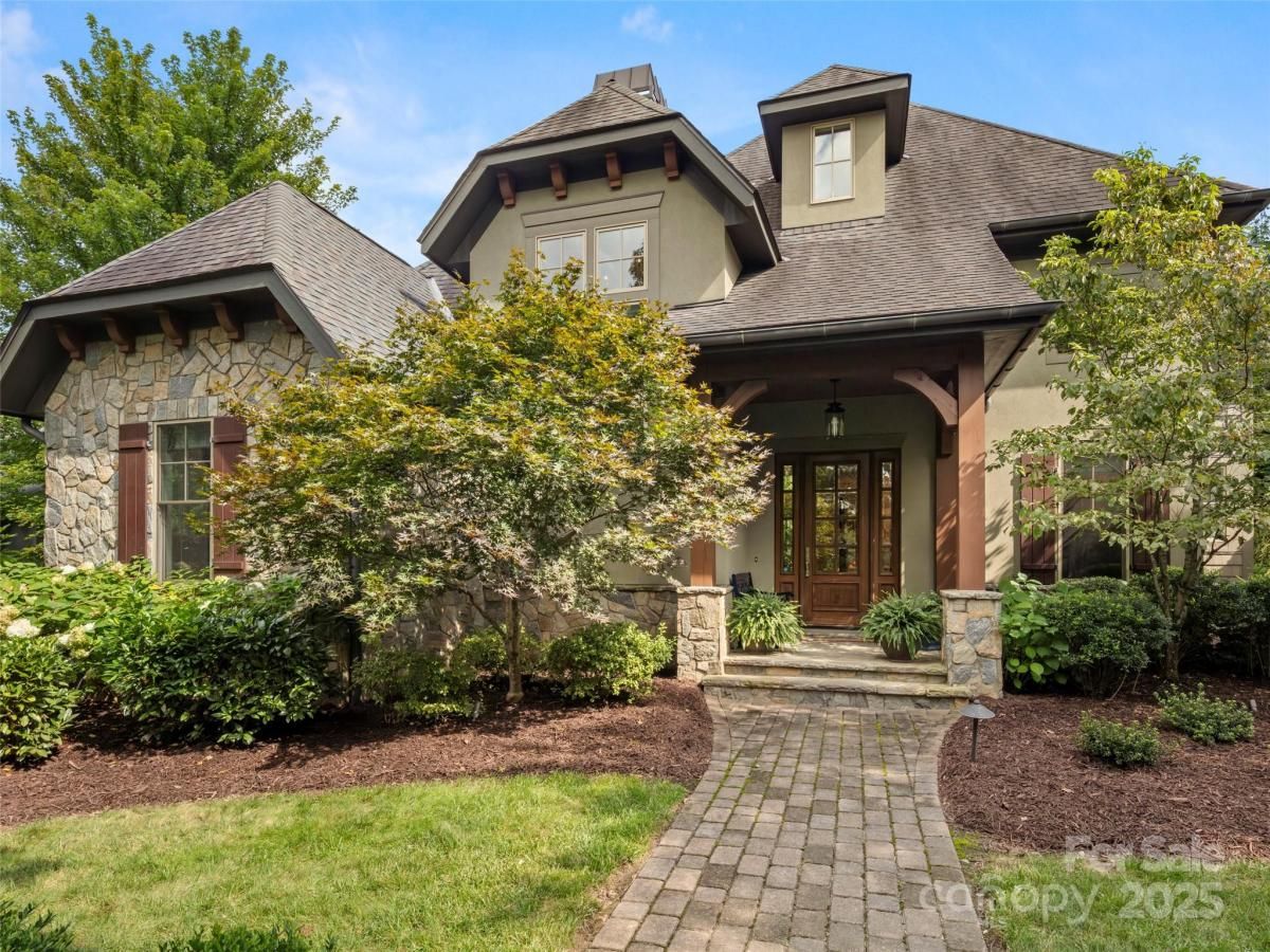 MLS #CAR4299725 image #0