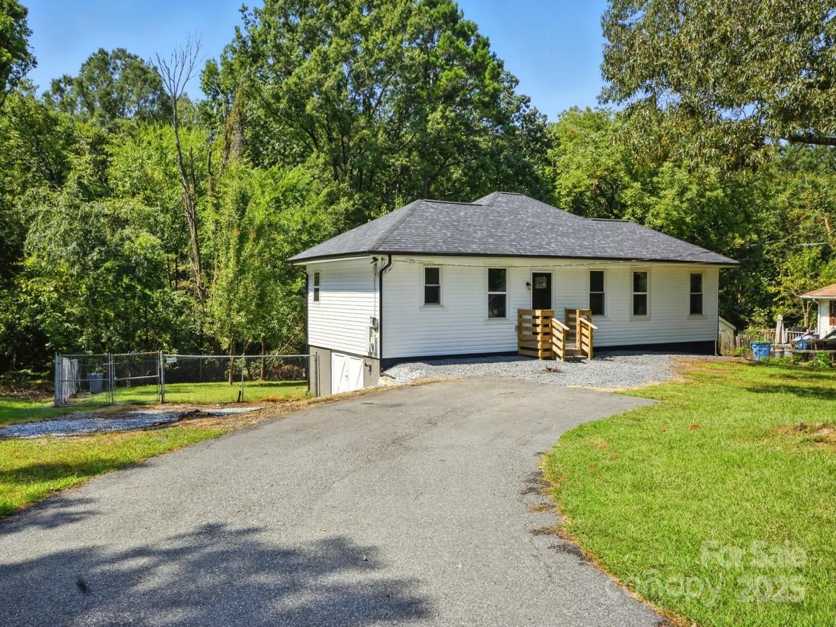 MLS #CAR4299728 image #0