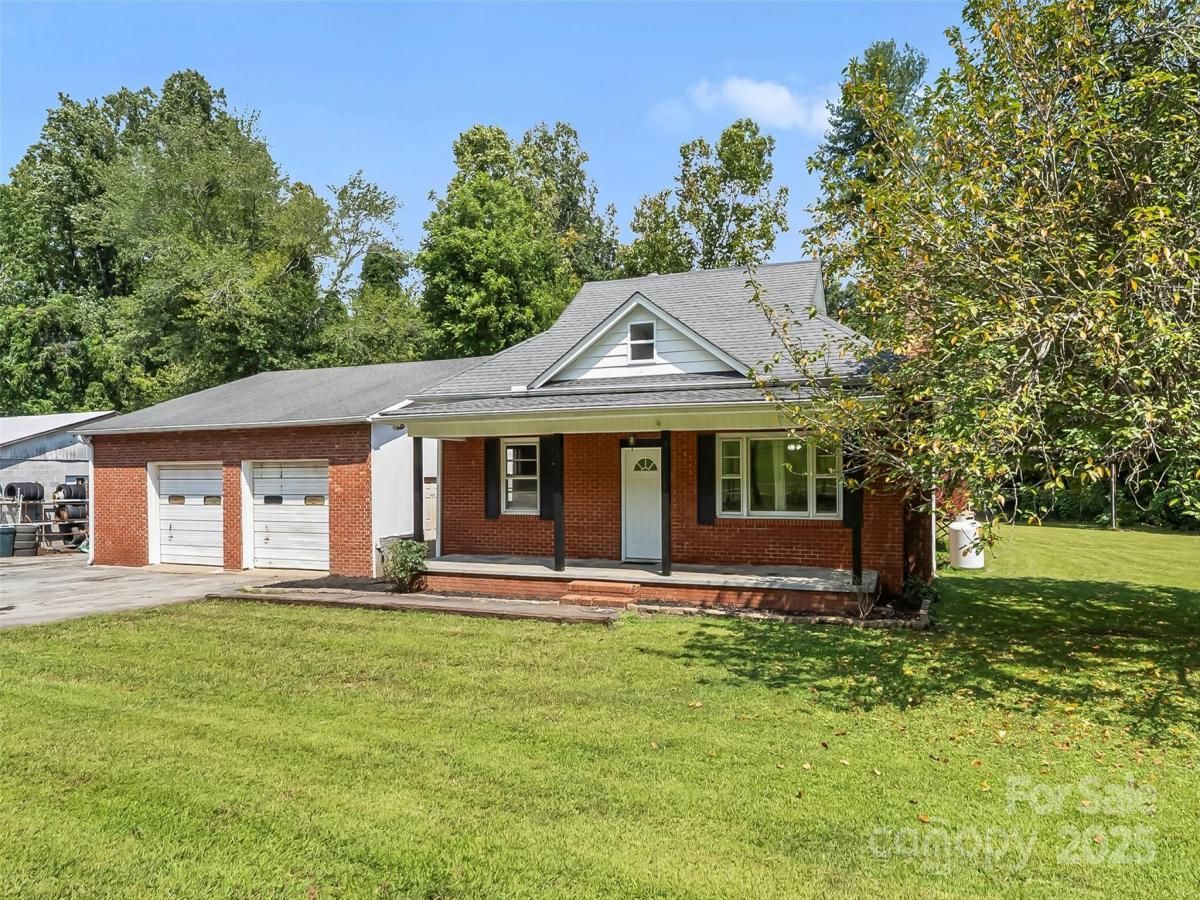 MLS #CAR4299829 image #0