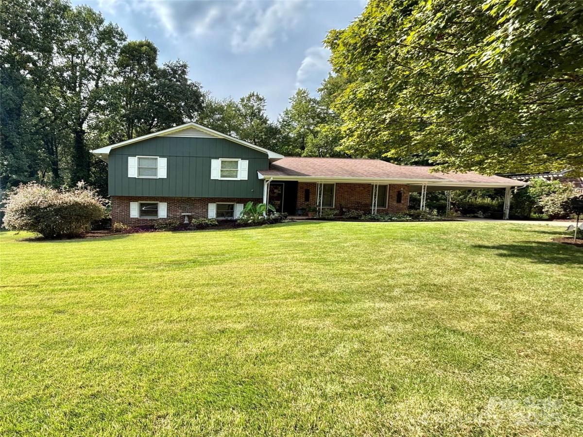 MLS #CAR4299955 image #0